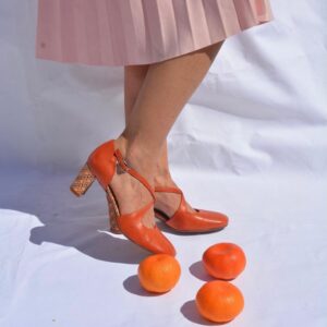 Dècolletè Orangbel con cinturini incrociati  – Audley .