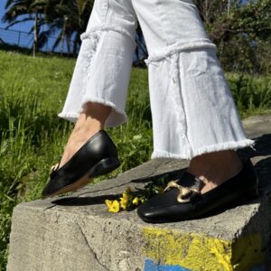 Mocassino Cherie a sacchetto in pelle nera  – Poesie Veneziane