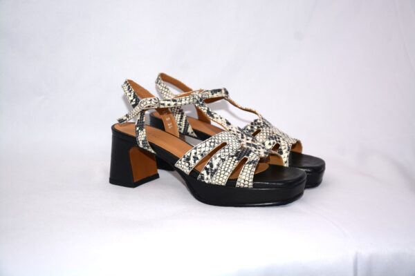 Safari Pop sandali da donna in pelle con plateau tacco 5 - Audley - immagine 8