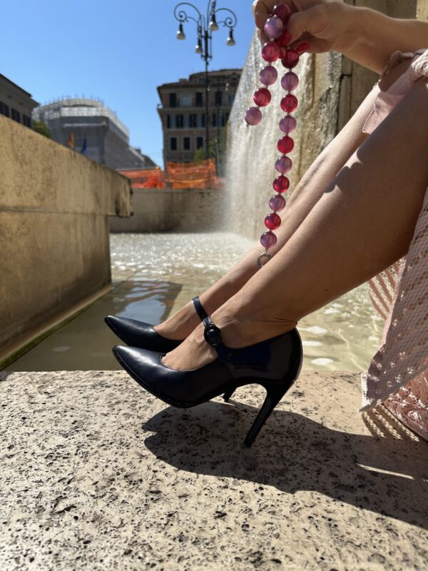Valentina Bluette  con tacco 90. - immagine 2