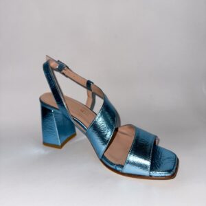 Orchidea sandalo blu metalizzato in pelle con tacco 7