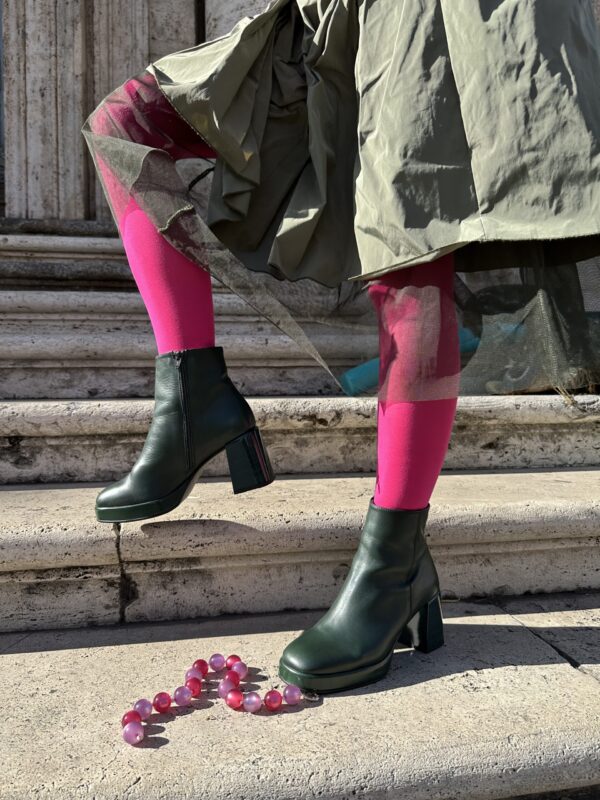 Cleopatra verde bosco. - immagine 4