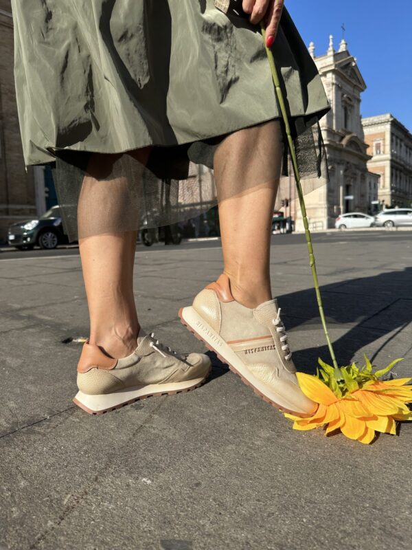 Snaekers Paloma vaniglia in pelle. - immagine 5
