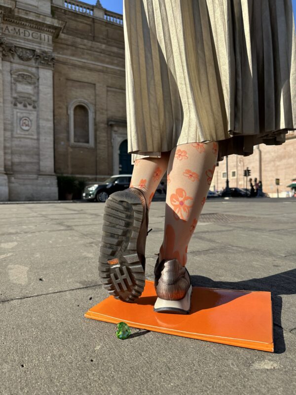 Sneakers Paloma platino. - immagine 6