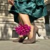 Cenerentola dècolletè in camoscio color cammello con tacco 7 - immagine 4