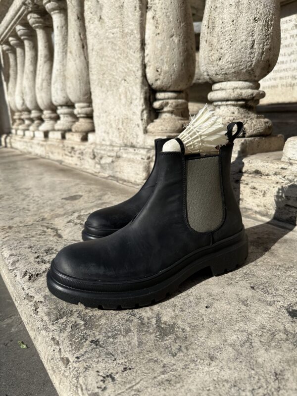 California con elastico verde. - immagine 3