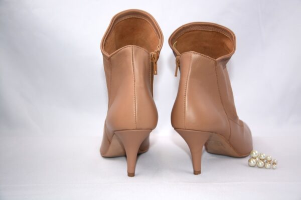 Brigitte stivaletti beige in pelle con tacco 7 - immagine 5