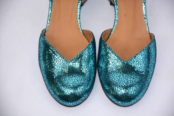 Capri sabot blu metallizzate da donna in pelle con tacco 5 - immagine 8