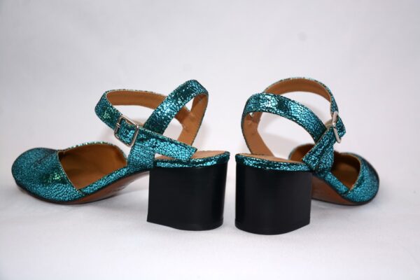 Capri sabot blu metallizzate da donna in pelle con tacco 5 - immagine 9