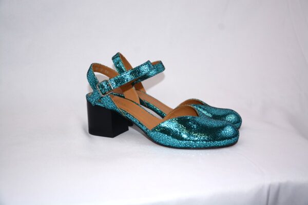 Capri sabot blu metallizzate da donna in pelle con tacco 5 - immagine 11