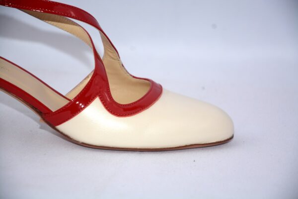 Olen dècolletè aperte donna in pelle color  panna con cinturini charleston e tacco t - immagine 6