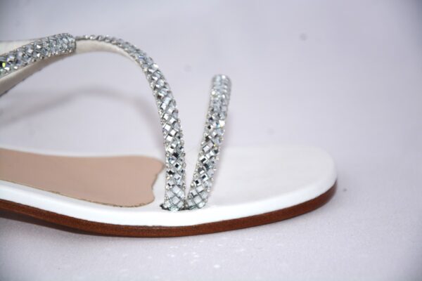 Caraibi sandali flat bianchi in pelle con strass tacco 2 - immagine 3