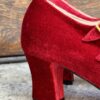 Sabrina dècolletè  in velluto rosso vibrante tacco 50 - immagine 3