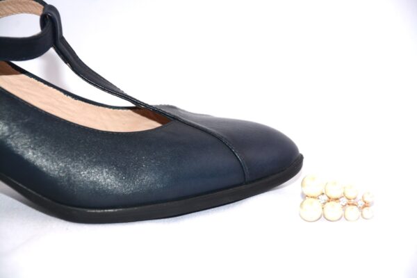 Aida dècolletè blu  in pelle tacco largo 6 - immagine 3