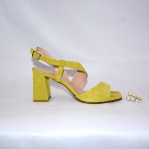 Orchidea sandali in camoscio lime con  tacco 7