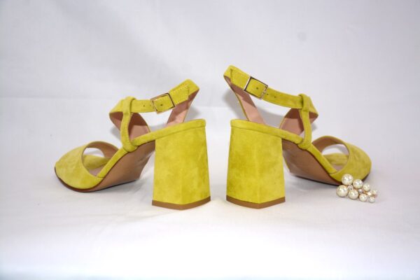 Orchidea sandali in camoscio lime con  tacco 7 - immagine 5
