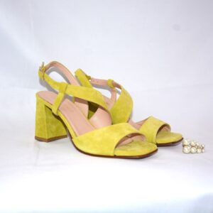 Orchidea sandali in camoscio lime con  tacco 7