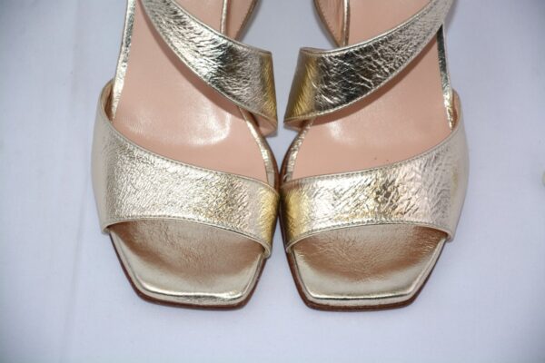 Orchidea sandalo oro in pelle con tacco 7 - immagine 8