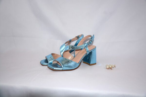 Orchidea sandalo blu metalizzato in pelle con tacco 7 - immagine 11