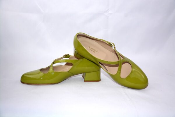 Lulù dècolletè da donna in vernice verde con cinturini charleston tacco 35 - immagine 5