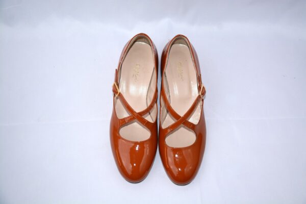 Lulù dècolletè donna in vernice arancione con cinturini charleston e tacco 35 - immagine 3
