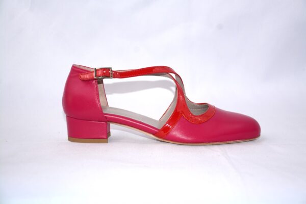 Lulù dècolletè aperte donna in pelle fucsia con cinturini charleston e tacco 35 - immagine 10