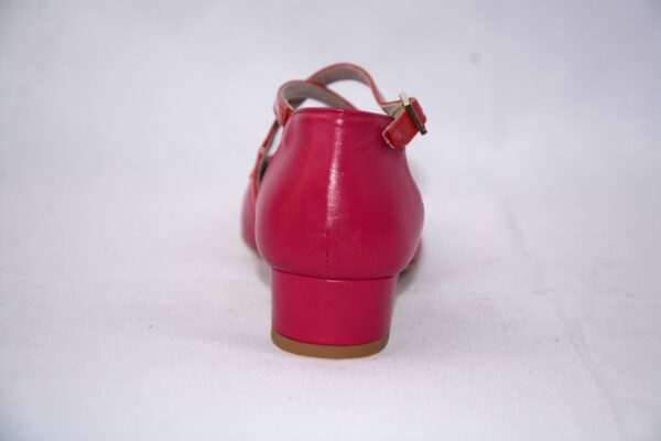 Lulù dècolletè aperte donna in pelle fucsia con cinturini charleston e tacco 35 - immagine 5