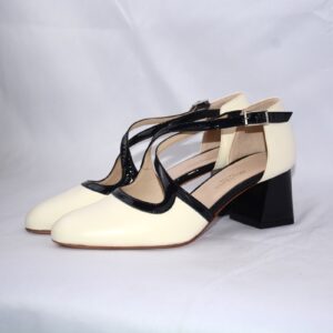 Olen dècolletè donna aperte in pelle color panna con cinturini charleston e tacco 5