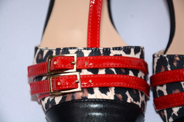 Clizia scarpa semiaperta a punta in pelle nera da donna con tacco 3 - immagine 13
