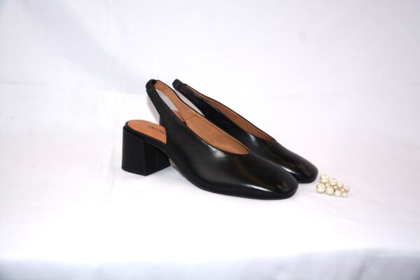 Fedora slingback nera in pelle da donna tacco 5