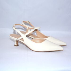 Perla slingback a punta da donna in vernice panna tacco 3