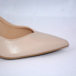 Cenerentola dècolletè a punta in pelle beige tacco 7