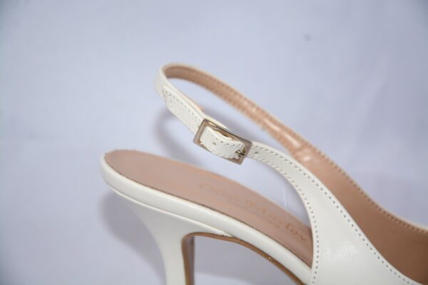 Ofelia slingback a punta da donna  in pelle panna tacco 7 - immagine 3