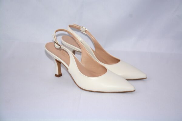 Ofelia slingback a punta da donna  in pelle panna tacco 7 - immagine 6