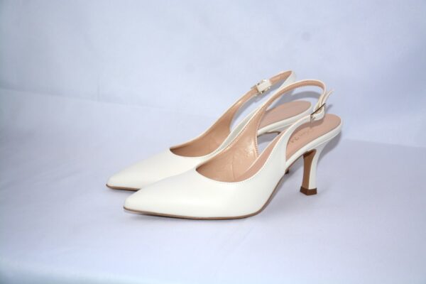 Ofelia slingback a punta da donna  in pelle panna tacco 7 - immagine 7