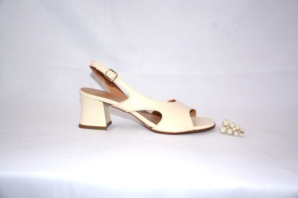 Sakura sandali donna color panna in pelle tacco 5 - immagine 2