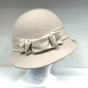 Cloche anni 20 rosa cipria Kate