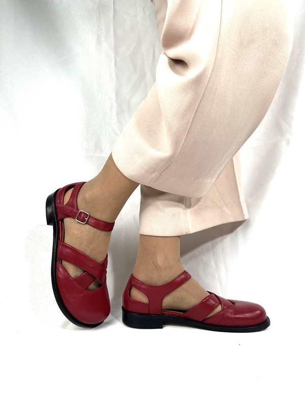 Scarpe basse in morbida nappa color ciliegia realizzate artigianalmente!