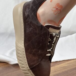 Sneakers marrone in pelle da donna Soffio artigianale